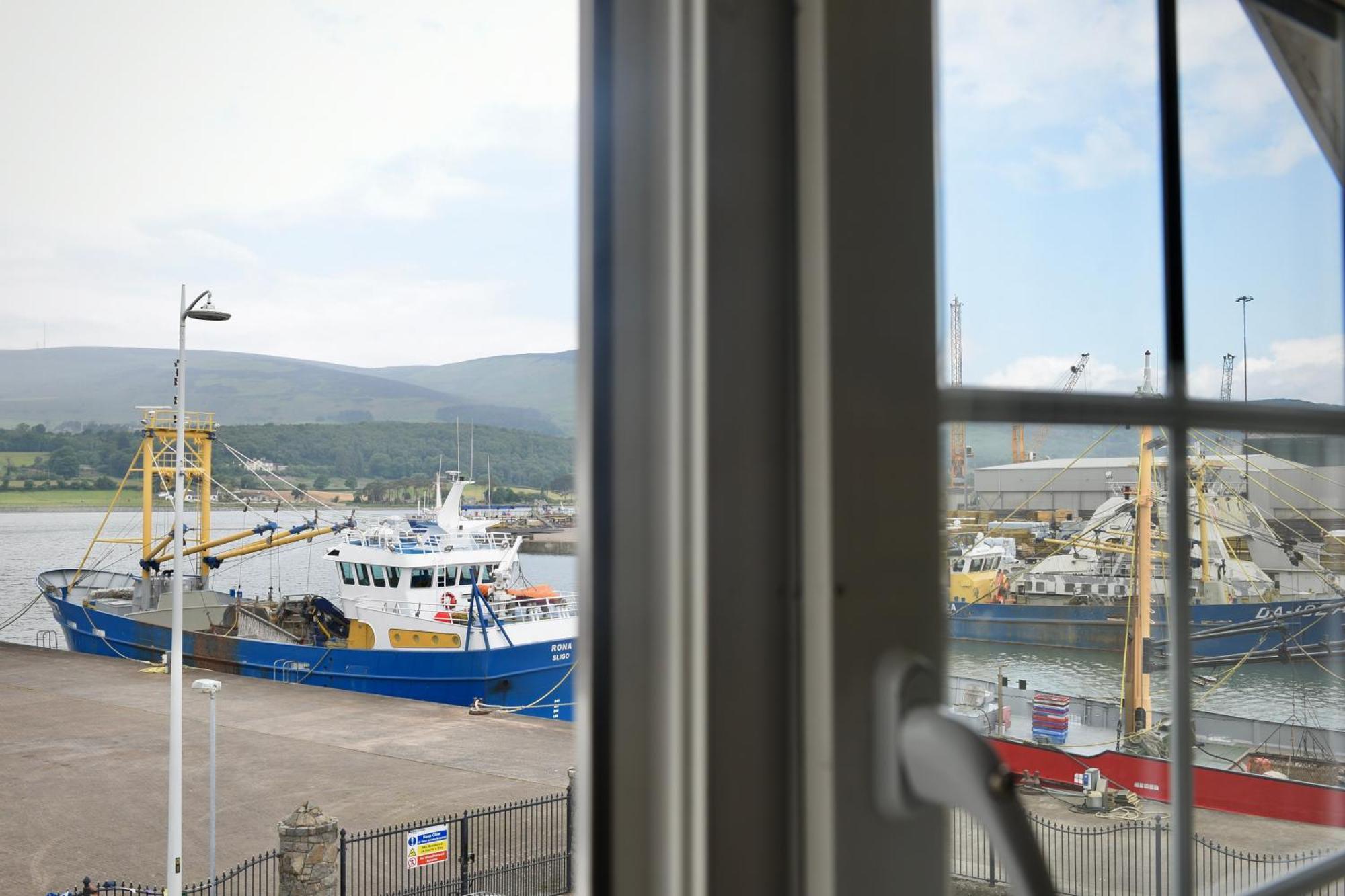 The Lough & Quay Accommodation Town Centre Warrenpoint Eksteriør bilde