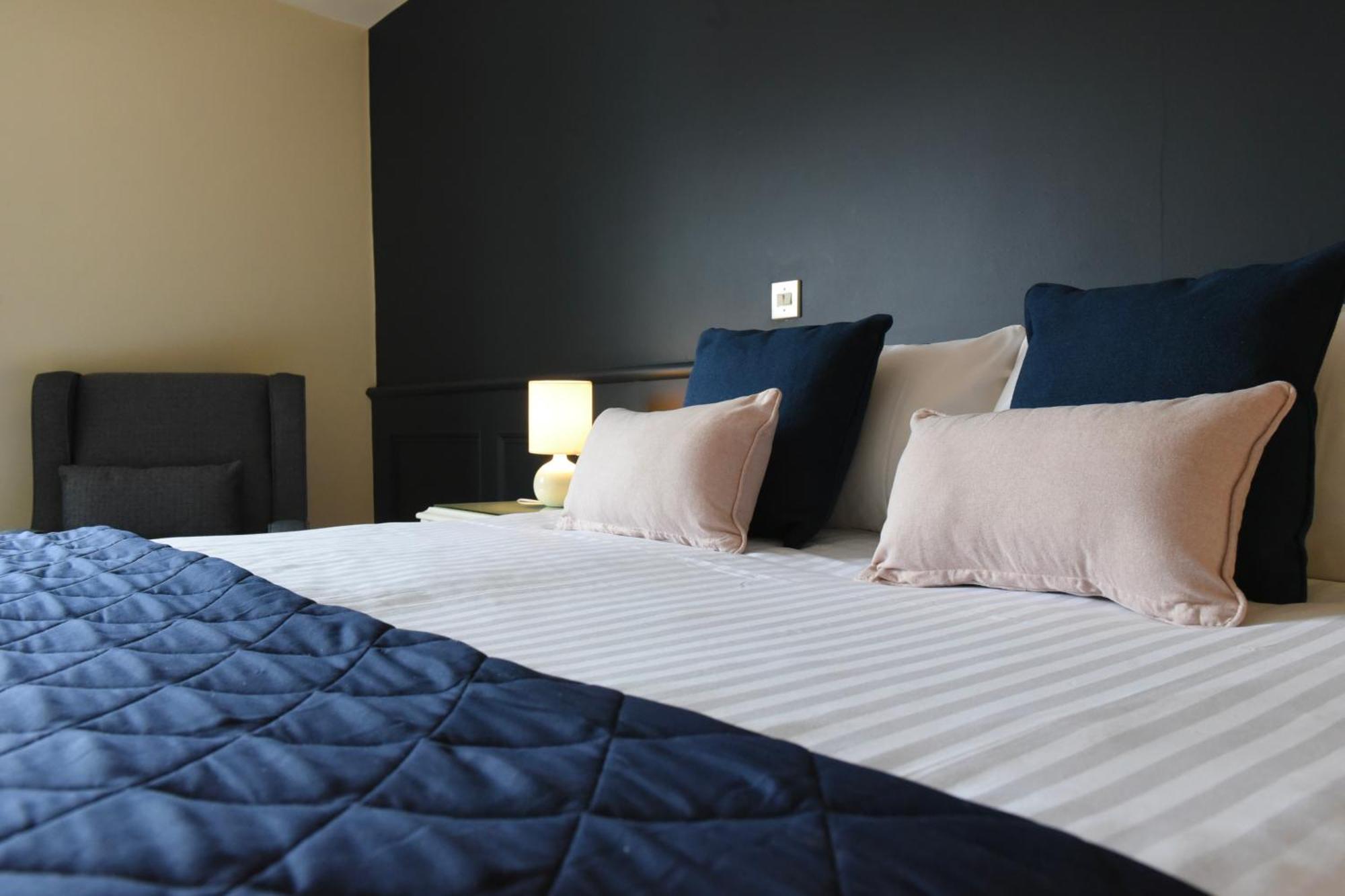The Lough & Quay Accommodation Town Centre Warrenpoint Eksteriør bilde